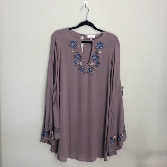 BONGO Embroidered Bell Sleeve cold shoulder swing Boho Hippie Dress - Picture 2 of 8